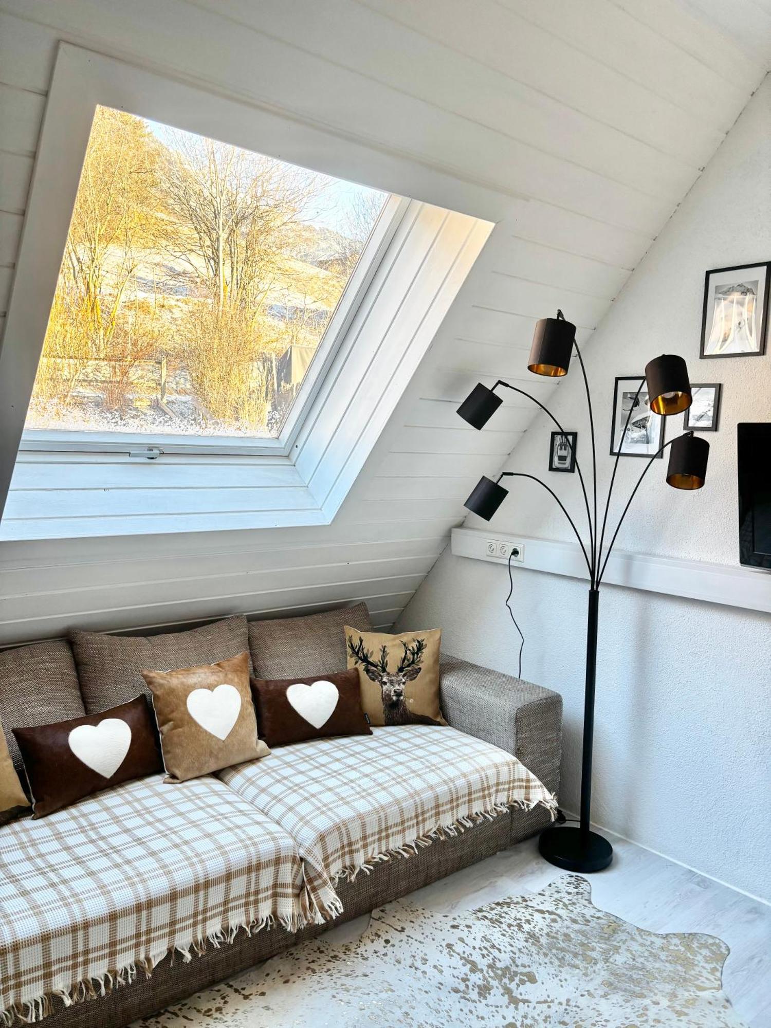 Lechtaler Alpenblick Landeck - Privatzimmer & Ferienwohnung Dış mekan fotoğraf