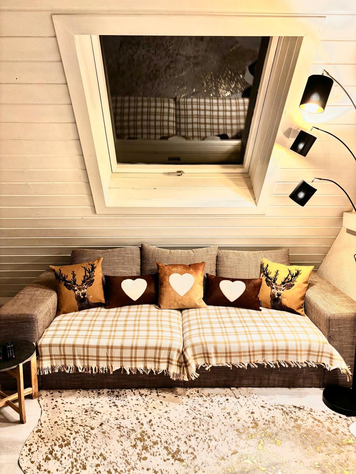 Lechtaler Alpenblick Landeck - Privatzimmer & Ferienwohnung Dış mekan fotoğraf