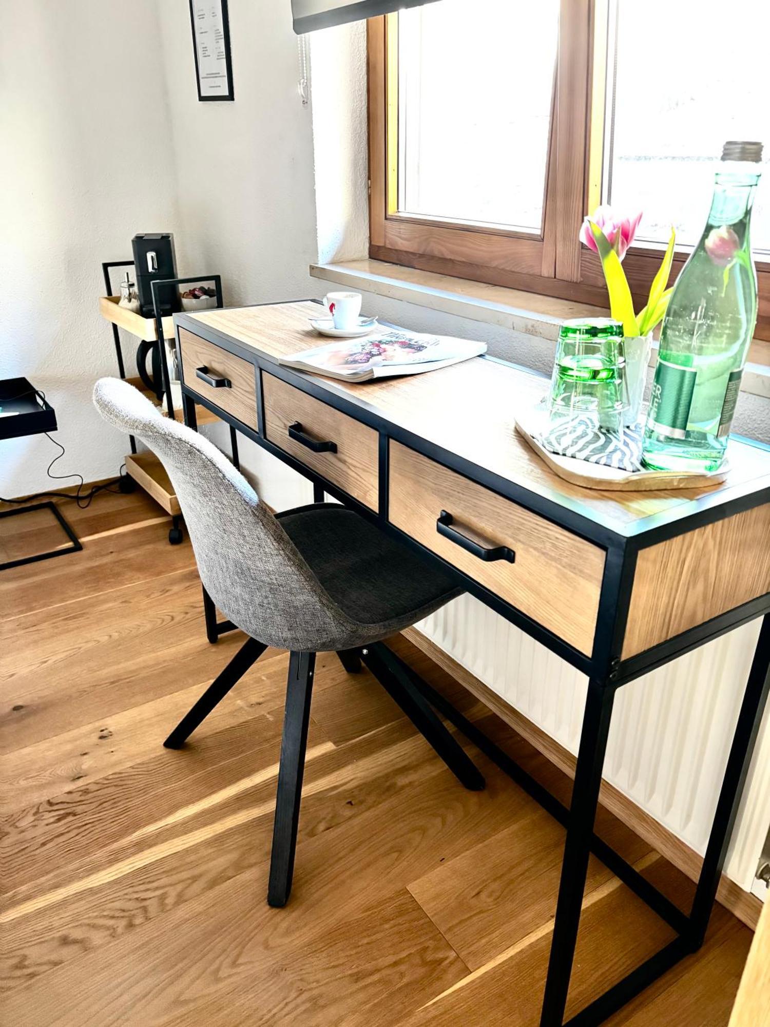 Lechtaler Alpenblick Landeck - Privatzimmer & Ferienwohnung Dış mekan fotoğraf