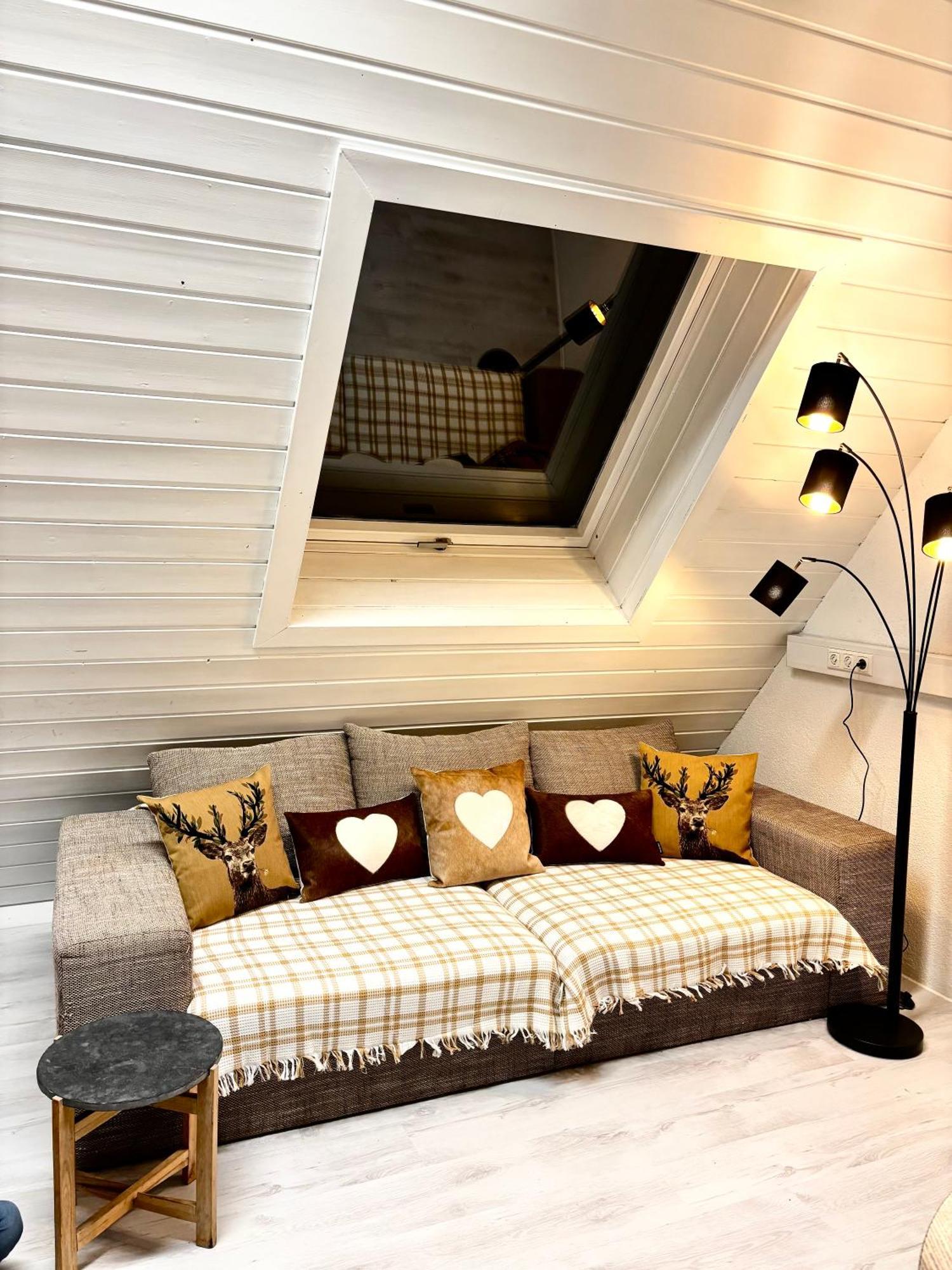 Lechtaler Alpenblick Landeck - Privatzimmer & Ferienwohnung Dış mekan fotoğraf
